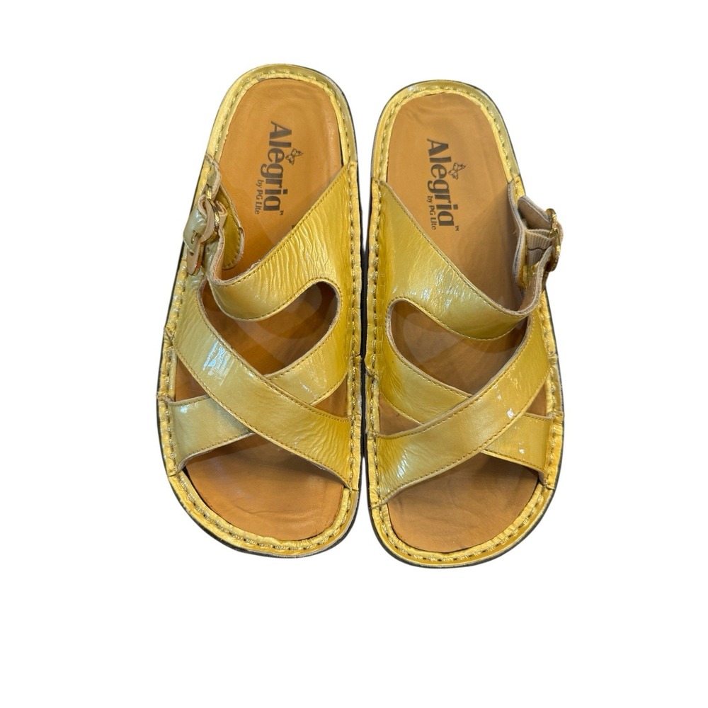 Alegria PG Lite Bar 120 Gold Patten Leather Crinkle Sandals Slides Size 37